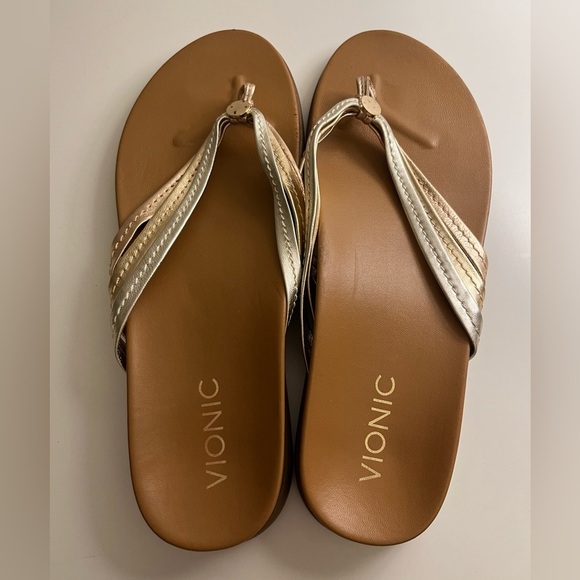 Vionic Catalina Sandals in Mix Metallic - Picture 11 of 15